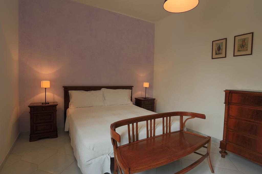 Double Room,1397863256:JPEG